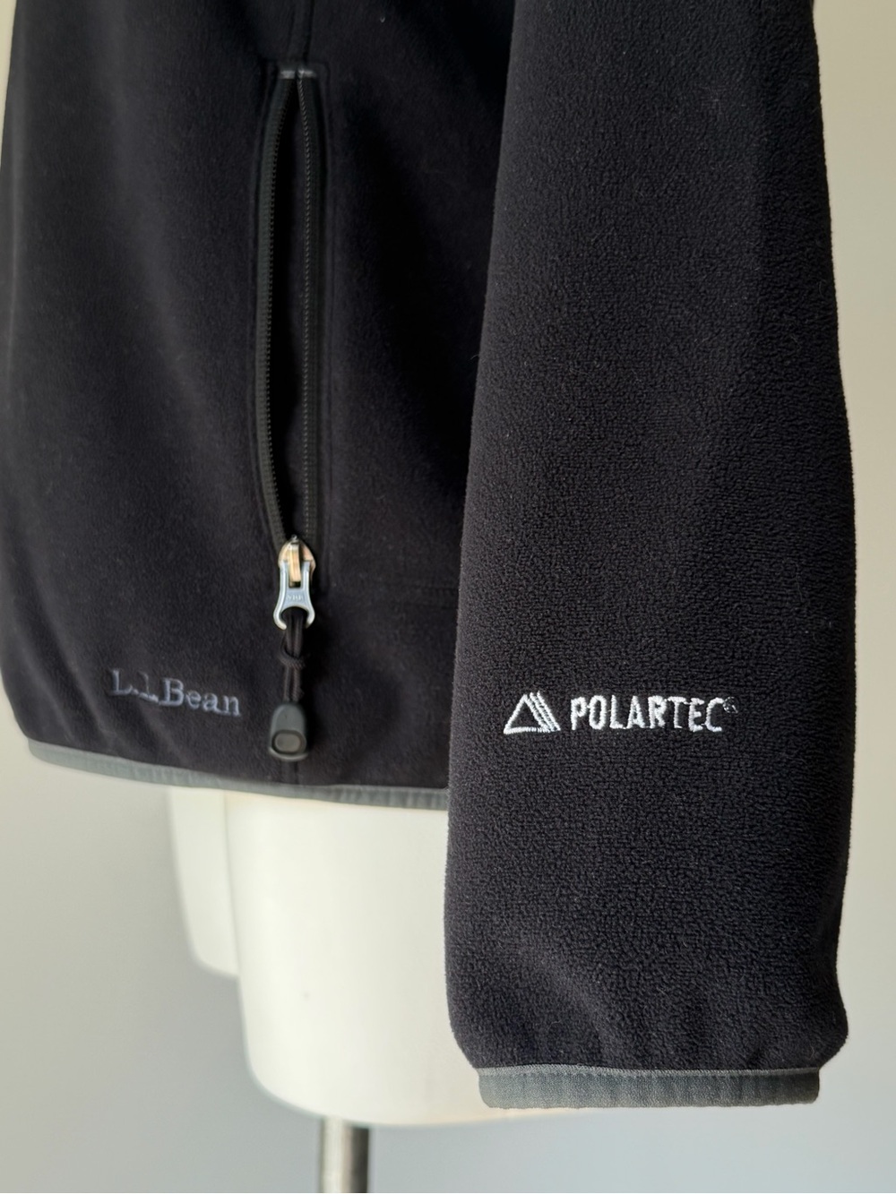L.L. Bean Women’s Black Full-Zip Performance Fleece Jacket - Picture 2 of 8